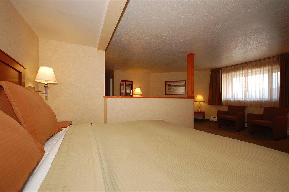 Western Mountain Shadows Motel Durango